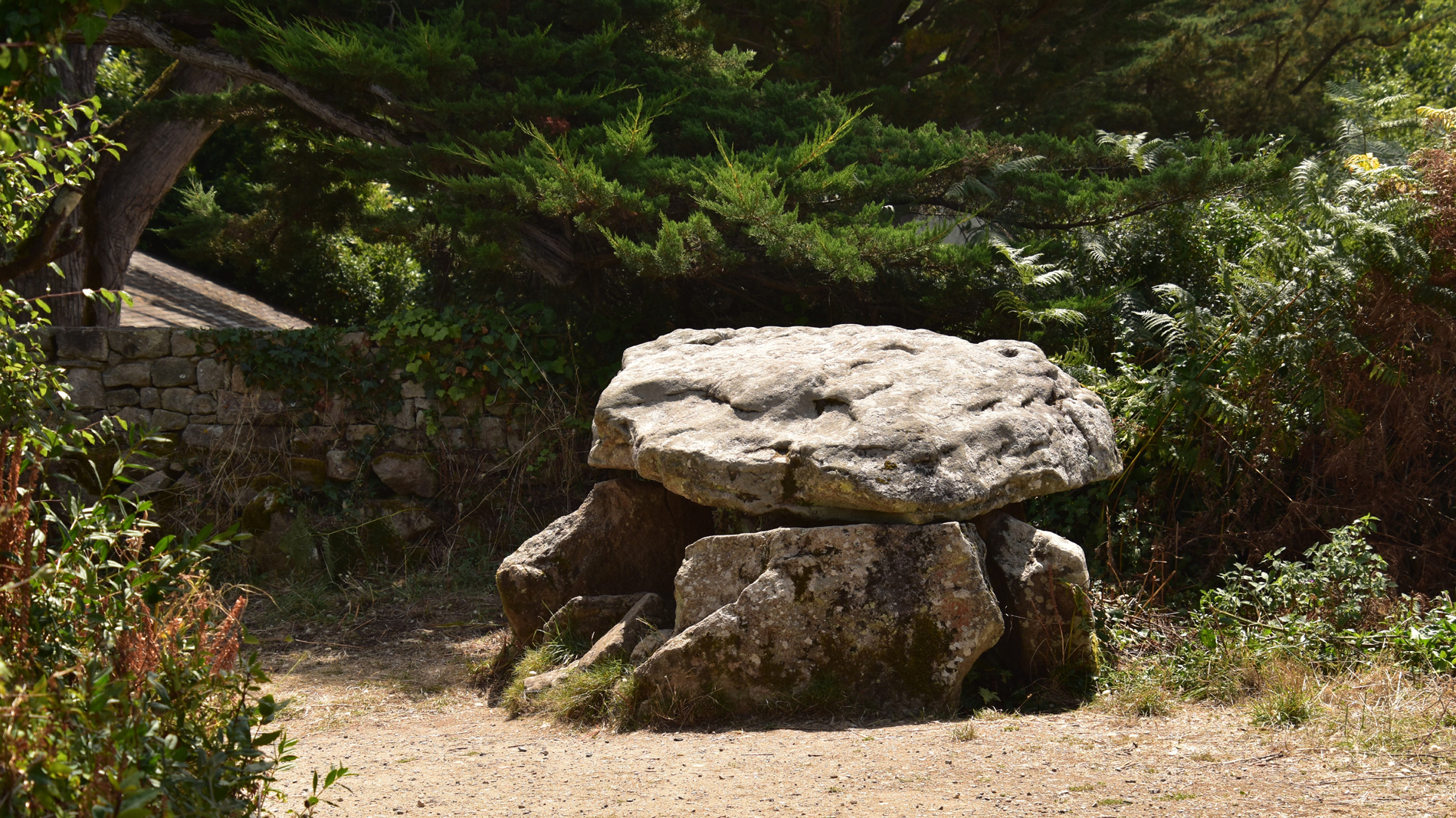 Le dolmen de Kerno